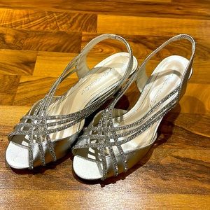 Caparros Womens Twilight Peep Toe Bridal Ankle Strap Sandal